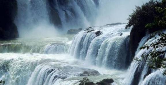 中国最美的6个瀑布，你去过几个？不去看看你会后悔！