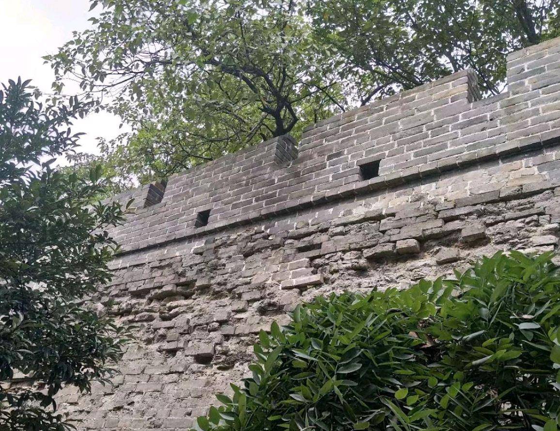 湖北荆州明清古城墙的修筑者，在历史上居然是一个卑劣的叛徒！