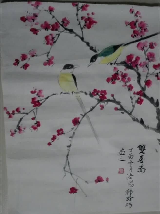 职业画家韩玲巧,河南洛阳人,诸多作品被海内外知名人士收藏