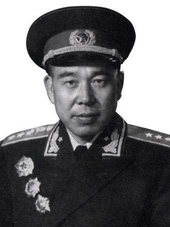 黄永胜为了伤员怒打区委书记