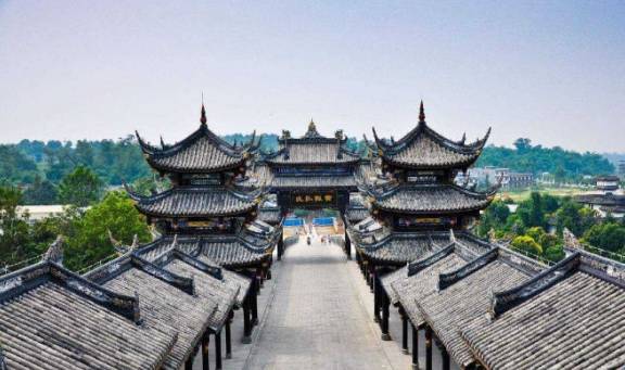 中国零差评古镇：两亿游客打卡，免门票，古风气息伴随吃货天堂！