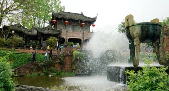 中国零差评古镇：两亿游客打卡，免门票，古风气息伴随吃货天堂！