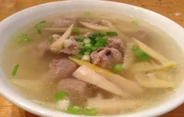 排骨汤的做法大全夏天 57e5b30d898146888a37b4993f6d07d2.jpeg