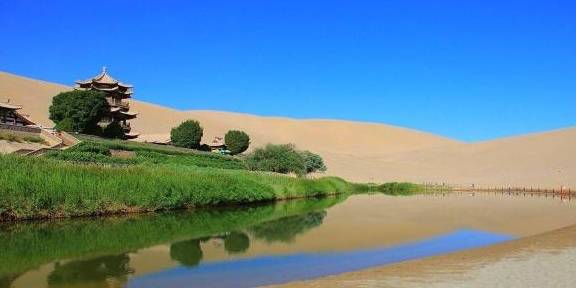 世界上最壮观的四个绿洲:是沙漠中的"希望",你想去吗?