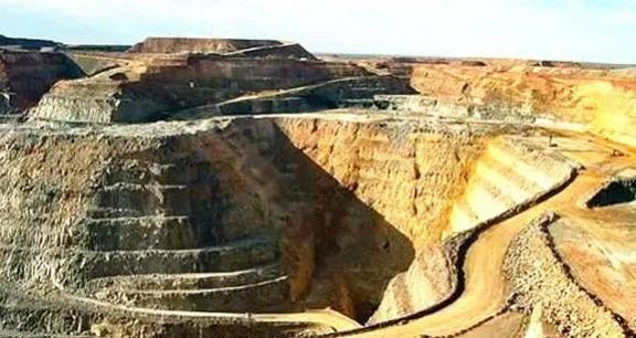 世界上“第一大”露天矿井，面积约7.69平方千米，位于美国！