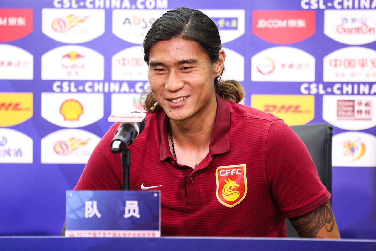 河南建业将引进三名强援鲁能边锋在列金靴射手补位卡兰加