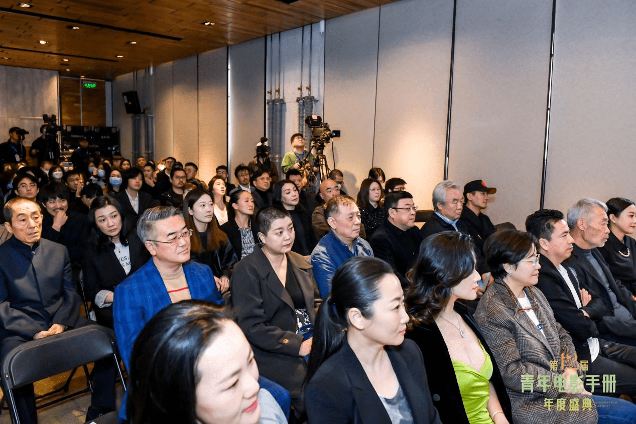 十堰铸邦文化推介家乡特产与张艺谋等电影人共襄盛举