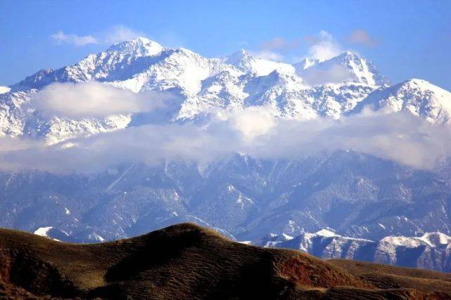 “云海”造访了新疆天山天池？跟随镜头去看看吧