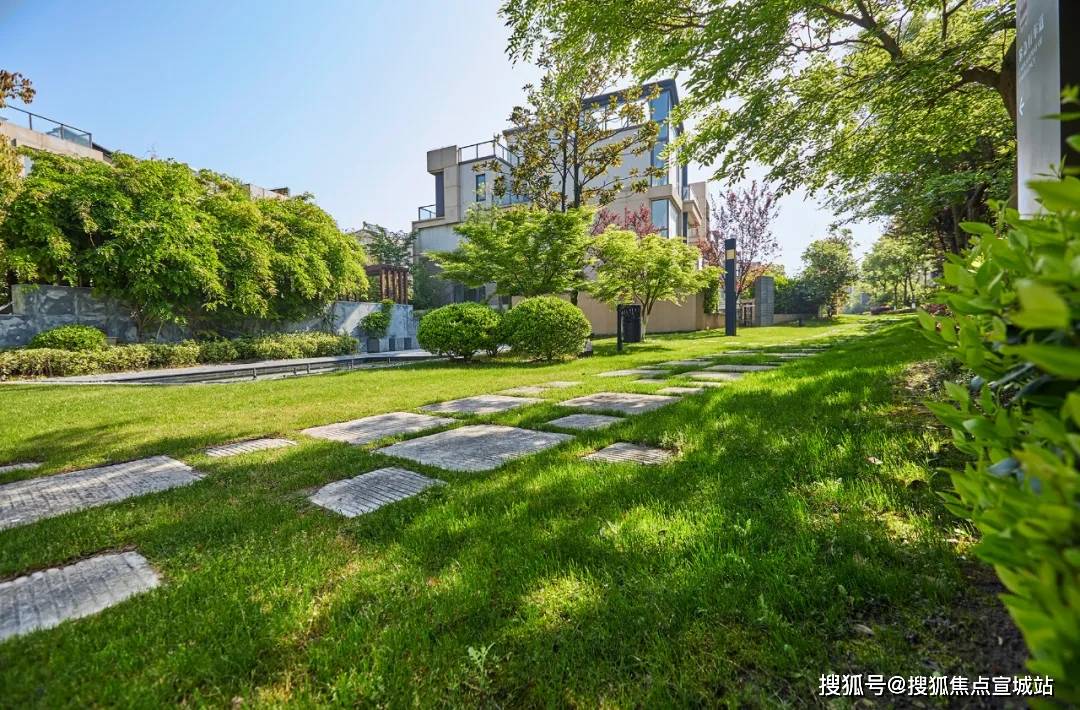 上海青浦嘉涛湾别墅亮了简直震撼人心背后真相让本地人都难以接受