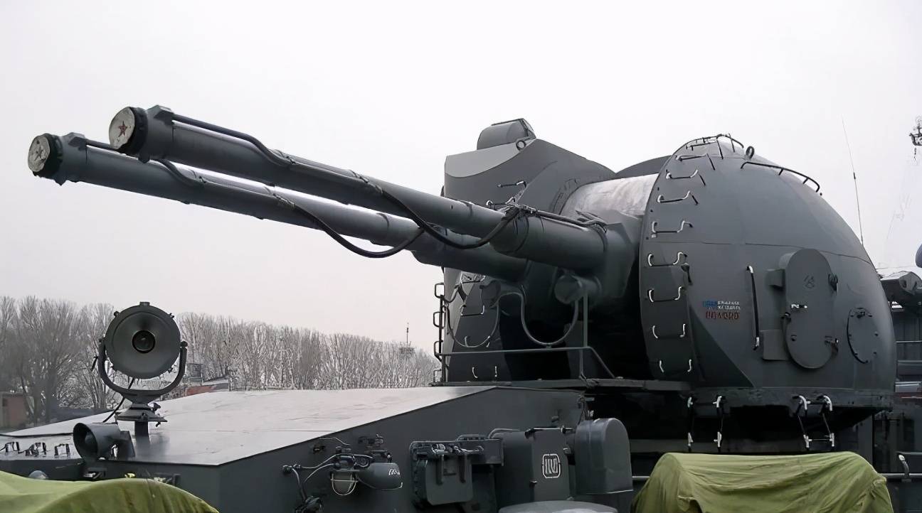 305mm舰炮图片