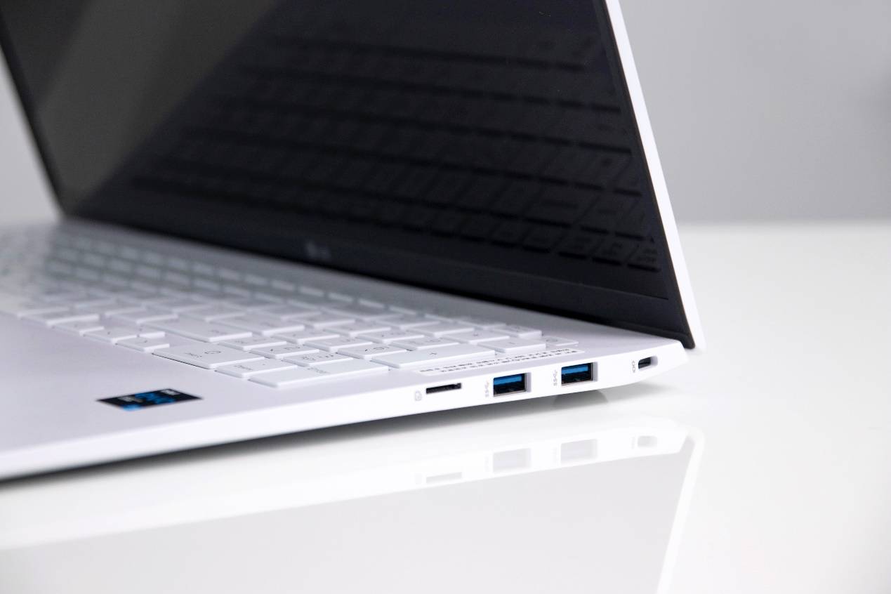 原创升级往往藏在细节里2021款lggram17评测