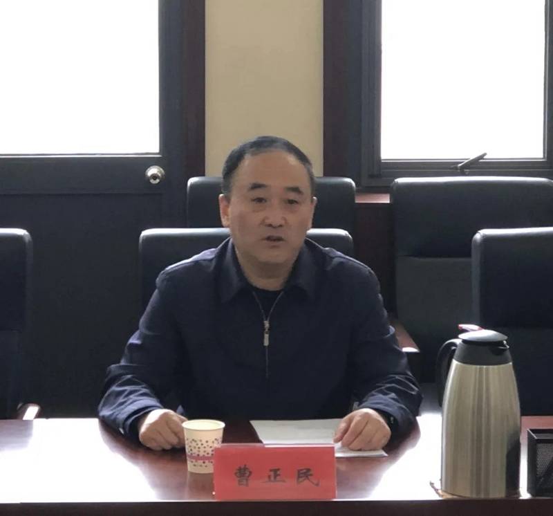 3月30日至31日,甘肃省体育局副局长曹正民一行7人来我省调研体育产业