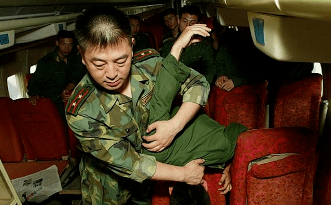 人物警营散打王杜振高过桥摔绝活苦练七年