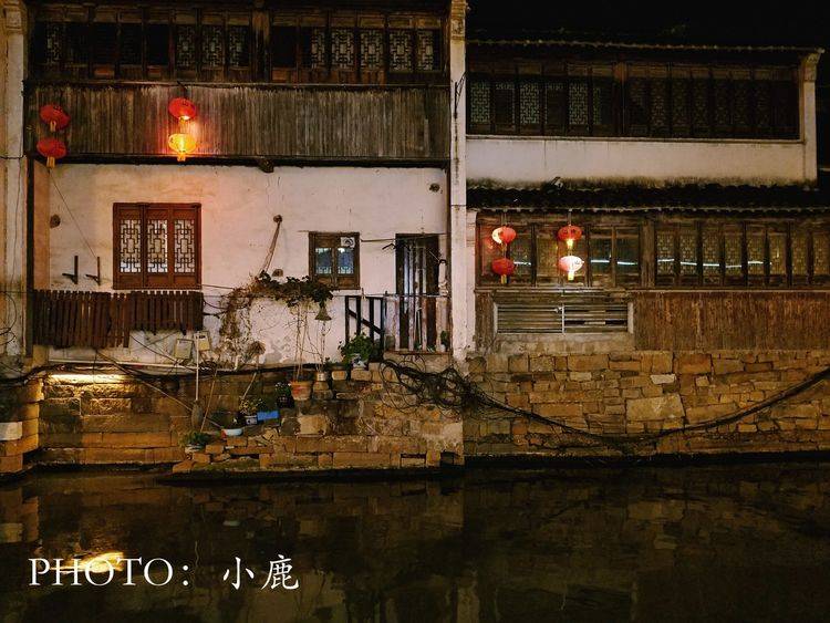近1200年的苏州山塘街：与杭州西湖齐名，蟹黄汤包25元1个