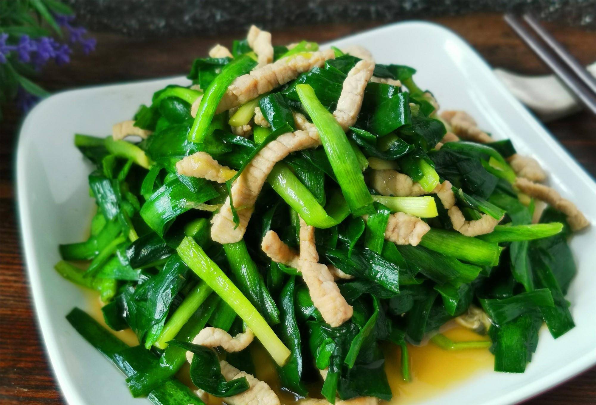 如何炒韭菜肉 1af8709e2e0a499083003666b21a7e8a.jpeg