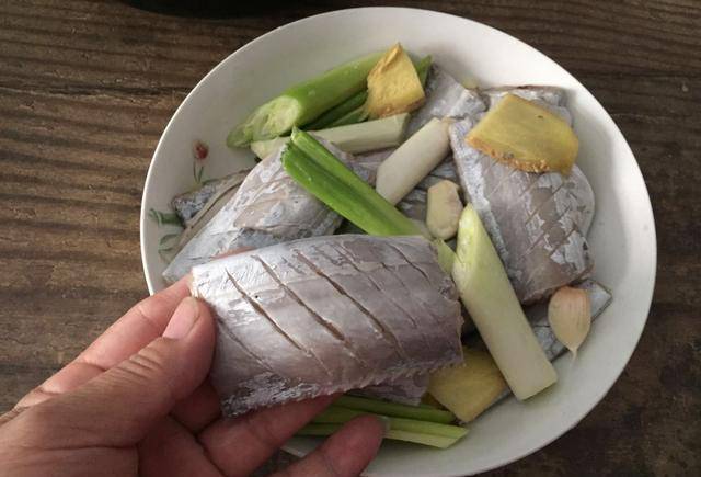 猪肉怎么做又嫩又烂 4ac0ecfd44834456bd431c01b9187737.jpeg