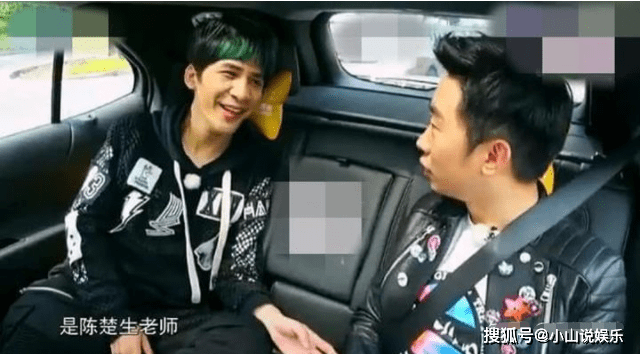 大张伟大咖表演秀模仿黄晓明霸道总裁气质拿捏自如网友差以为真