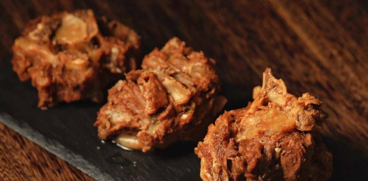 美食达人苏东坡,向您强力推荐,美味的羊蝎子