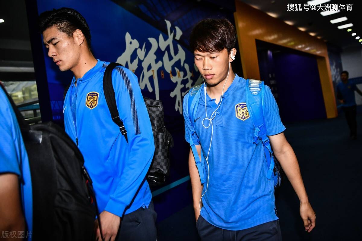 他27岁;前天,官宣了前大连人前锋赵学斌加盟,28岁;还有阿不都海米提