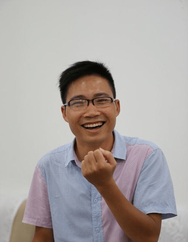 广西高考牛人吴善柳:10次高考拒上北大,