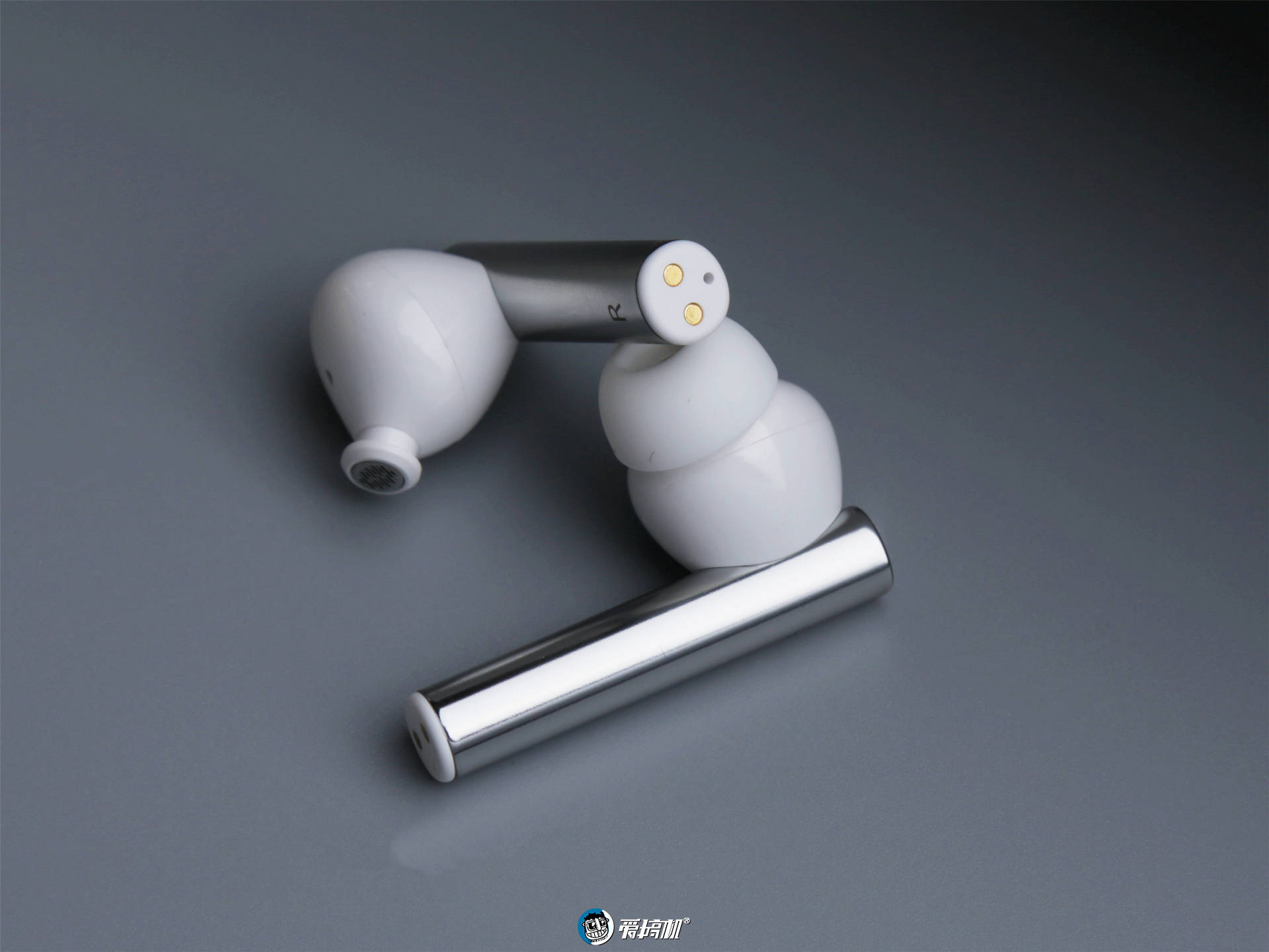 功能|真我Buds Air 2无线耳机上手：299元的降噪是怎么一种体验