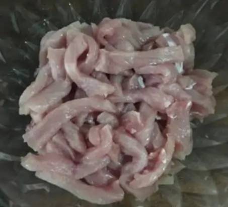 怎么把肉切成细条 81a9a89443054e9ab993ac27eddcf611.jpeg