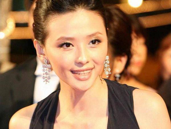 曾经被誉为台湾第一美人的她,如今患癌在身,可怜又可恨!_萧淑慎