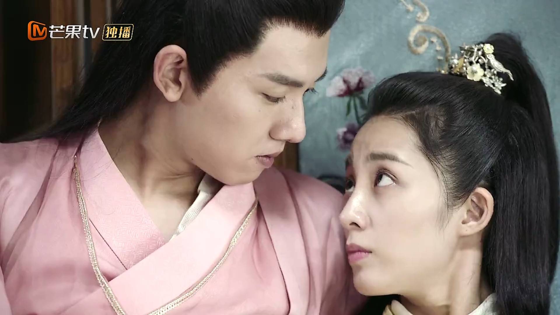 2021第一轻喜剧《白玉思无瑕》日常欢脱,神梗不断!