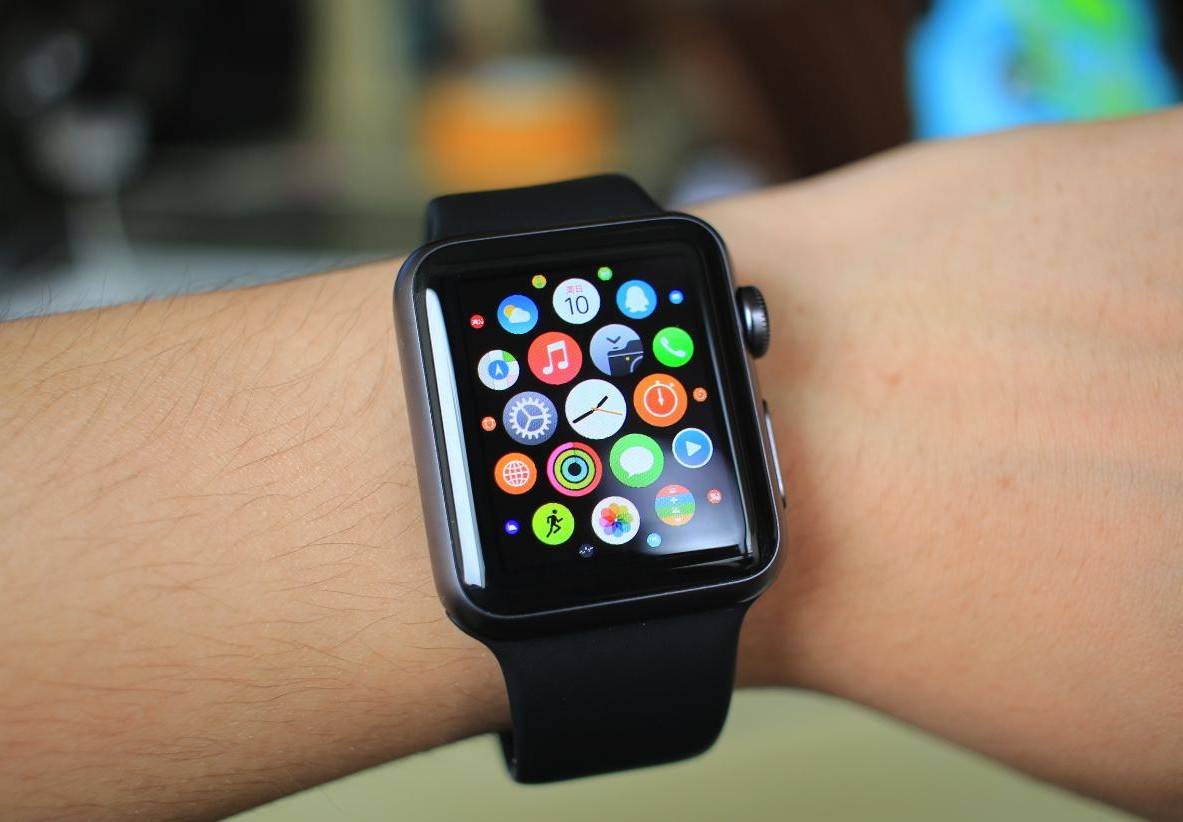 �����ֱ���ʱ�����뵥Ʒ!OPPO Watch���鲻��ƻ����