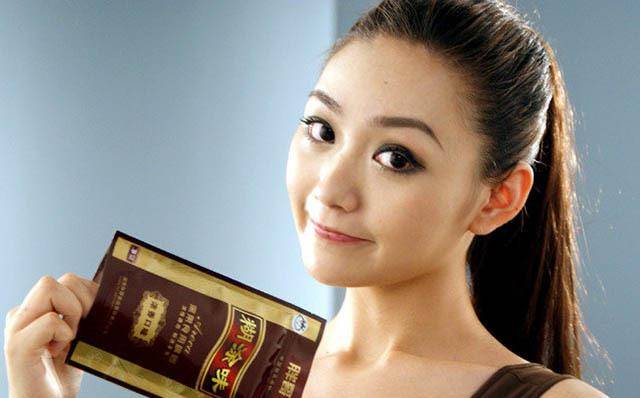 为圆丈夫儿子梦,她主动让其再生私生子,去世后丈夫给了10亿_殷素云