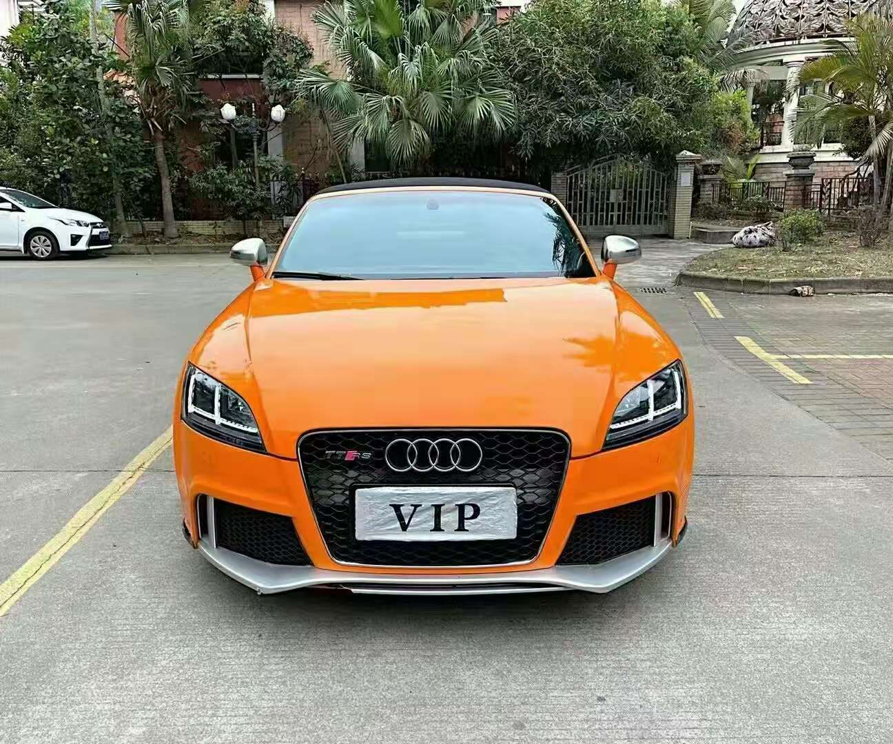 14升级18款奥迪tts售价13.8万,锐利的线条造型兼顾高性能