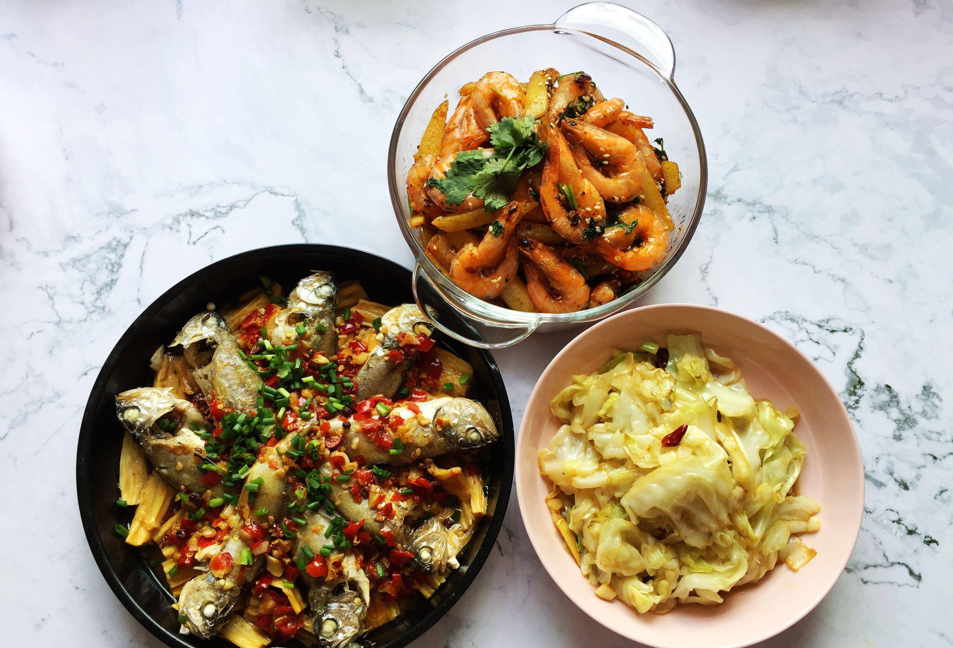 晒晒我的午餐3个家常菜花钱少吃到饱还是在家吃最划算