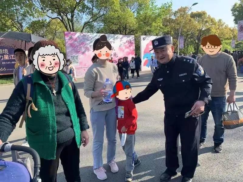“樱花节”开幕以来，宝山民警找回50个娃，这届家长太难带了......