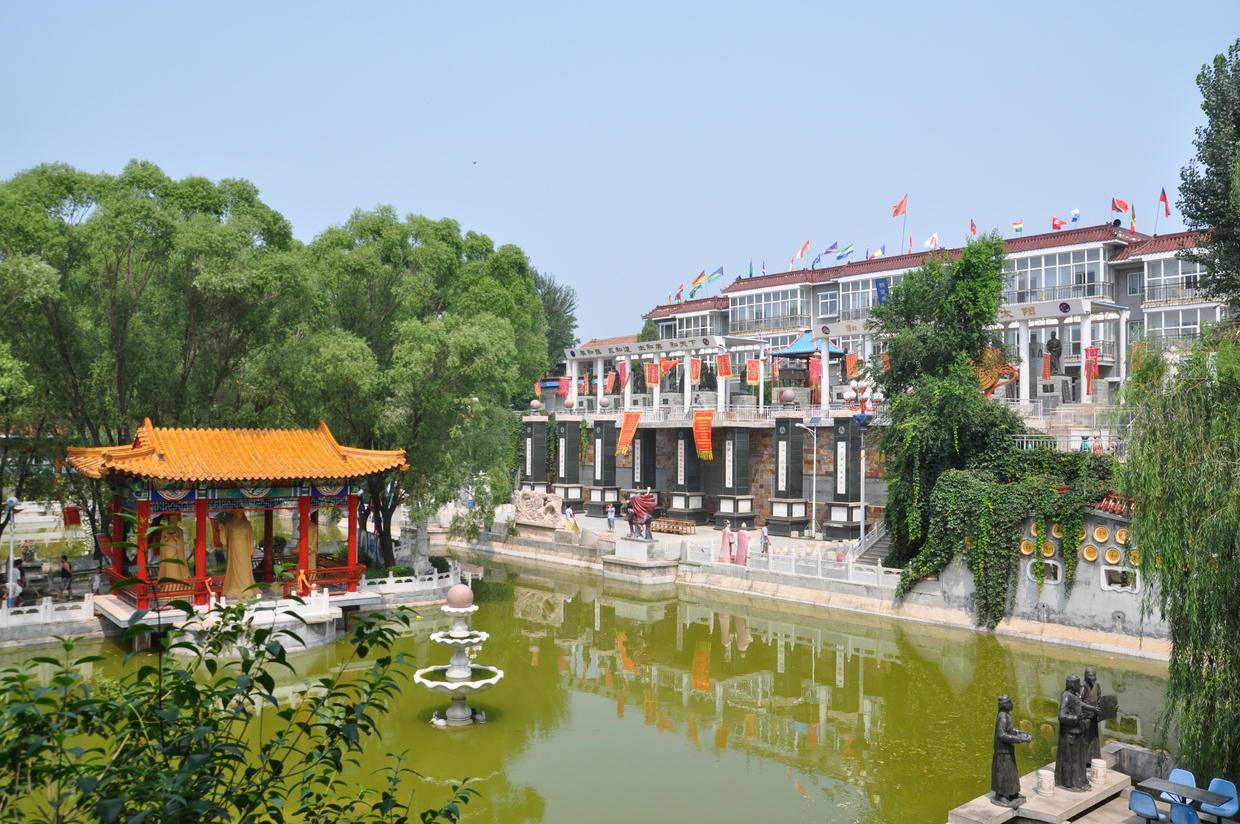 王殿明全国模范退役军人用传统文化守望乡愁