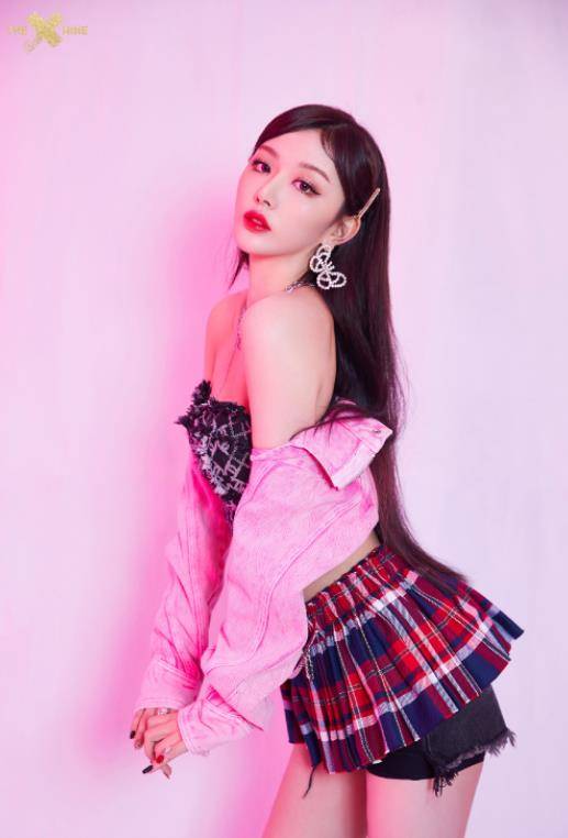 孔雪儿身材有多优越?穿"毒液裙"秀凹凸感,粉丝真是发现了宝