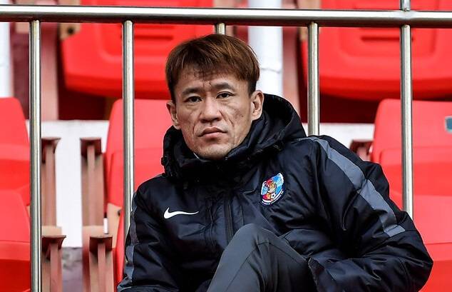 又一位国足名将正式挂靴,曾是国家队核心,带俱乐部拿过中超冠军_王栋