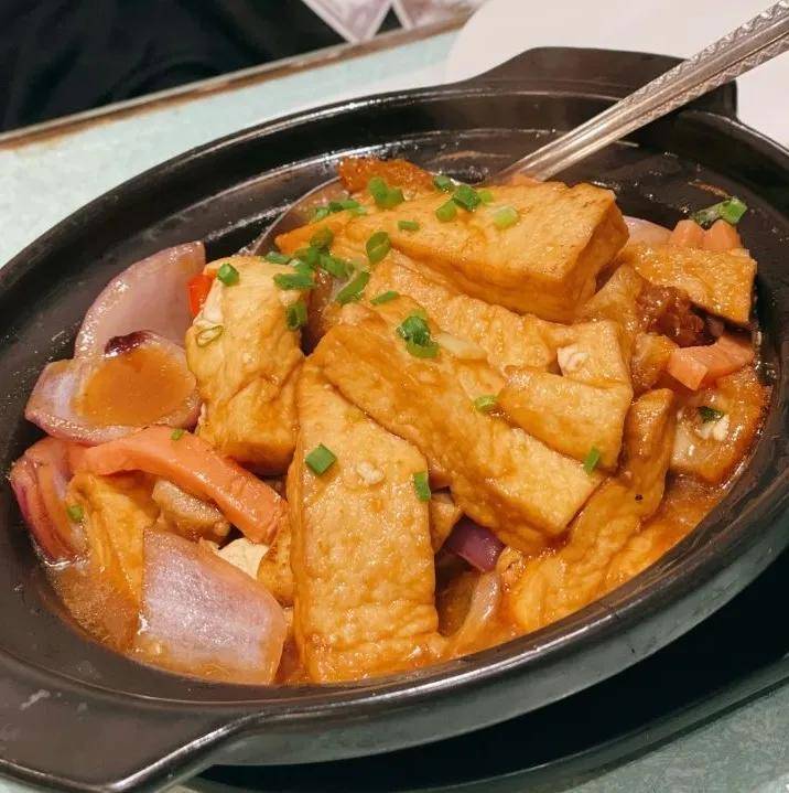 小龙凤的 豆腐火腩煲真的值得一试