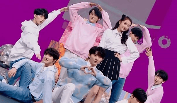 丁程鑫讨好关晓彤,却区别对待人气最高的她,导演想圆场都来不及