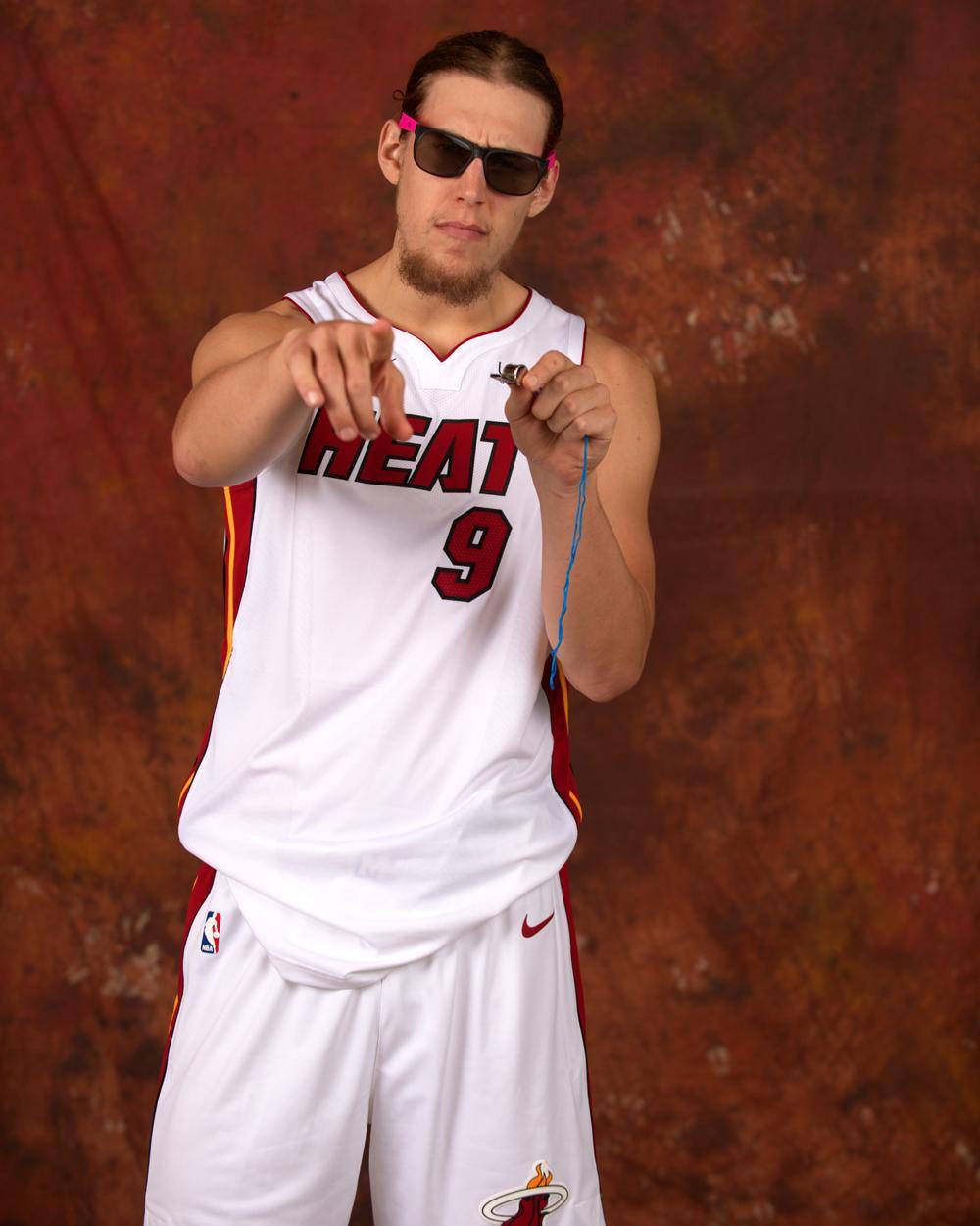 火箭留17 8悍将再添筹码?这笔续约堪称双赢_奥利尼克