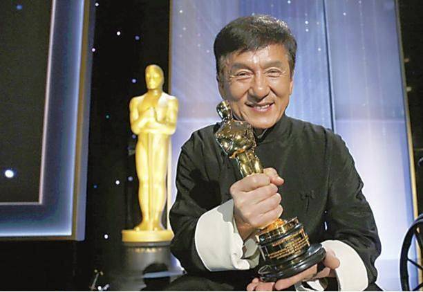 位列中国首富的三位明星赵本山成龙上榜剩下那一位你知道吗