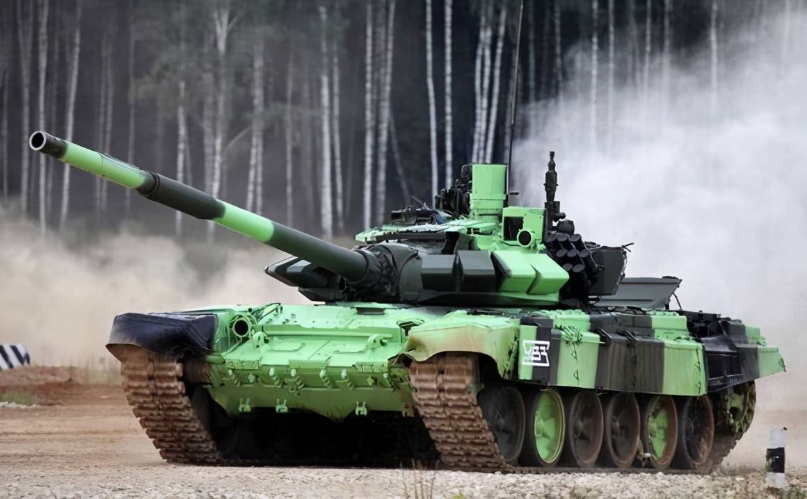 t-72b3m也被称为t-72b4,是由俄罗斯公司乌拉尔车辆厂开发和制造的t-72