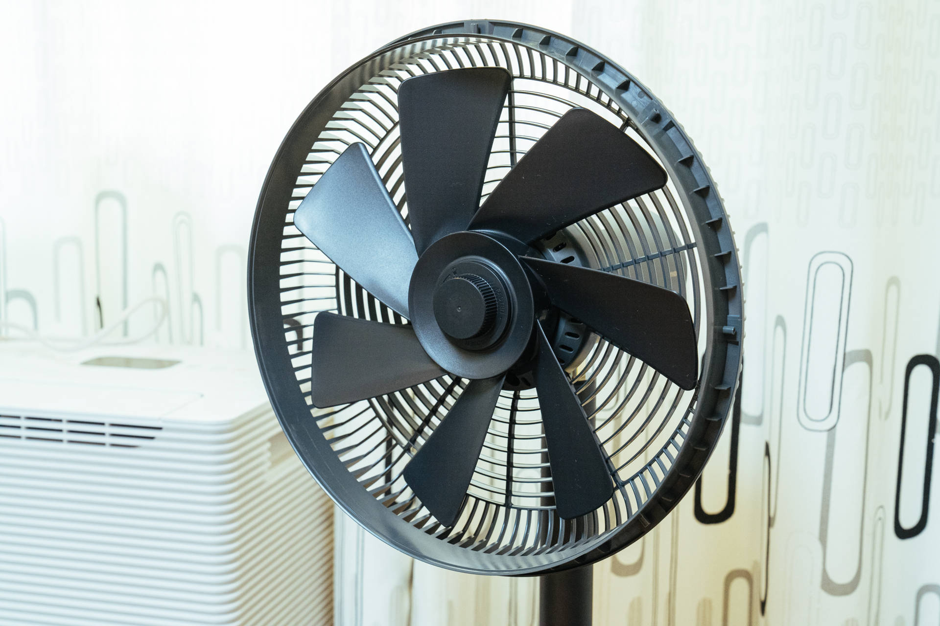 酷热夏季绝不能少的消暑家电好物智米直流变频电风扇3黑金版