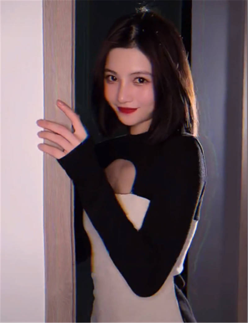 郝一点晒闺蜜意外翻车,小七露脸抢尽风头!同为吸睛休思才叫绝