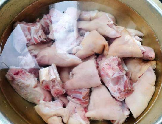 猪脚怎么煮烂又快 3c8c25690e1c4594a816f943d81e1b43.jpeg