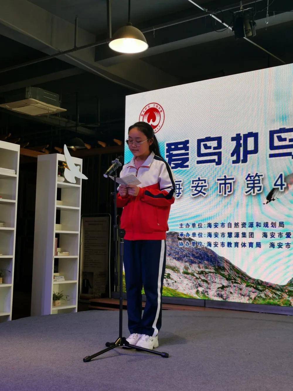 江苏海安高新区隆政初级中学:与鸟雀为邻,共护和美海安