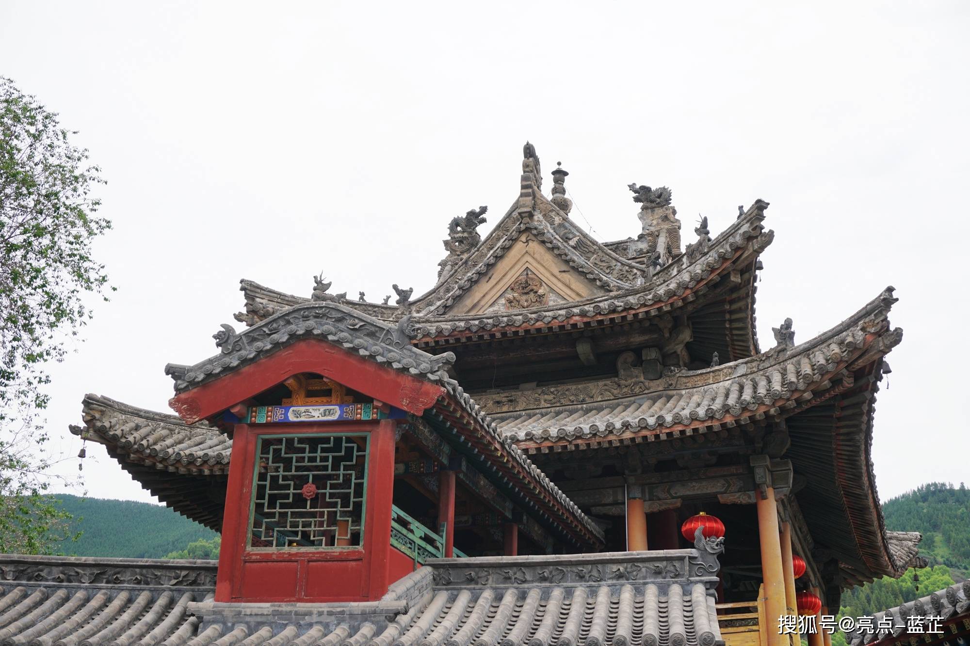 原创中国四大佛教名山五台山规模最大历史最悠久的寺庙显通寺