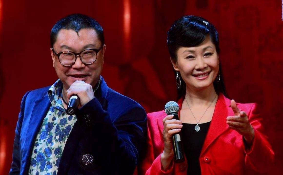 尹相杰,含笑,陈少华,黄鹤翔聚会照曝光,被网友称"难兄难弟"_黄格选