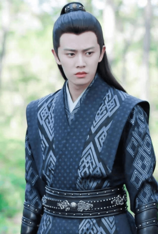 现代装普通,换上古装气质就开挂的男明星,我只服这几位