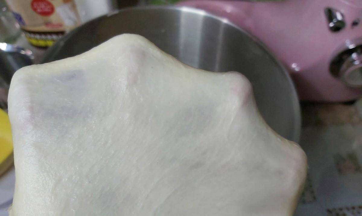 怎么才能让面揉的光滑 2a5a4585396f4cf2b224ba94724befea.jpeg