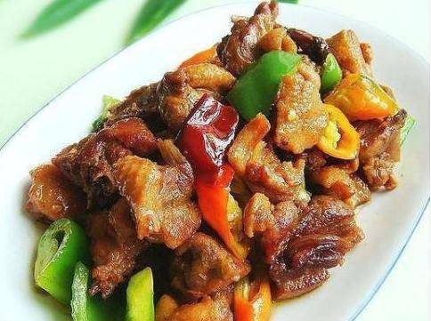 啤酒鸭家常做法用放盐吗 ea40ac44295b4b64aeefa38d24e0f4d6.jpeg